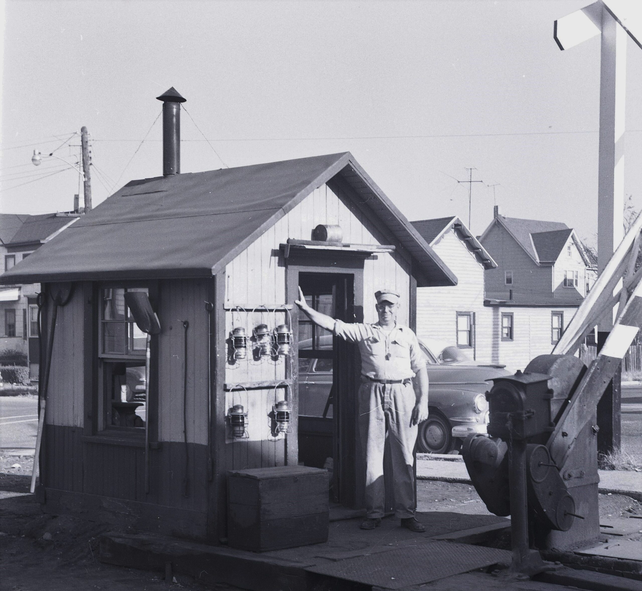 New York and Long Branch | South Amboy, New Jersey | Augusta Street Crossing Watchman Shanty | 1956 | Fielding Lew Bowman photo