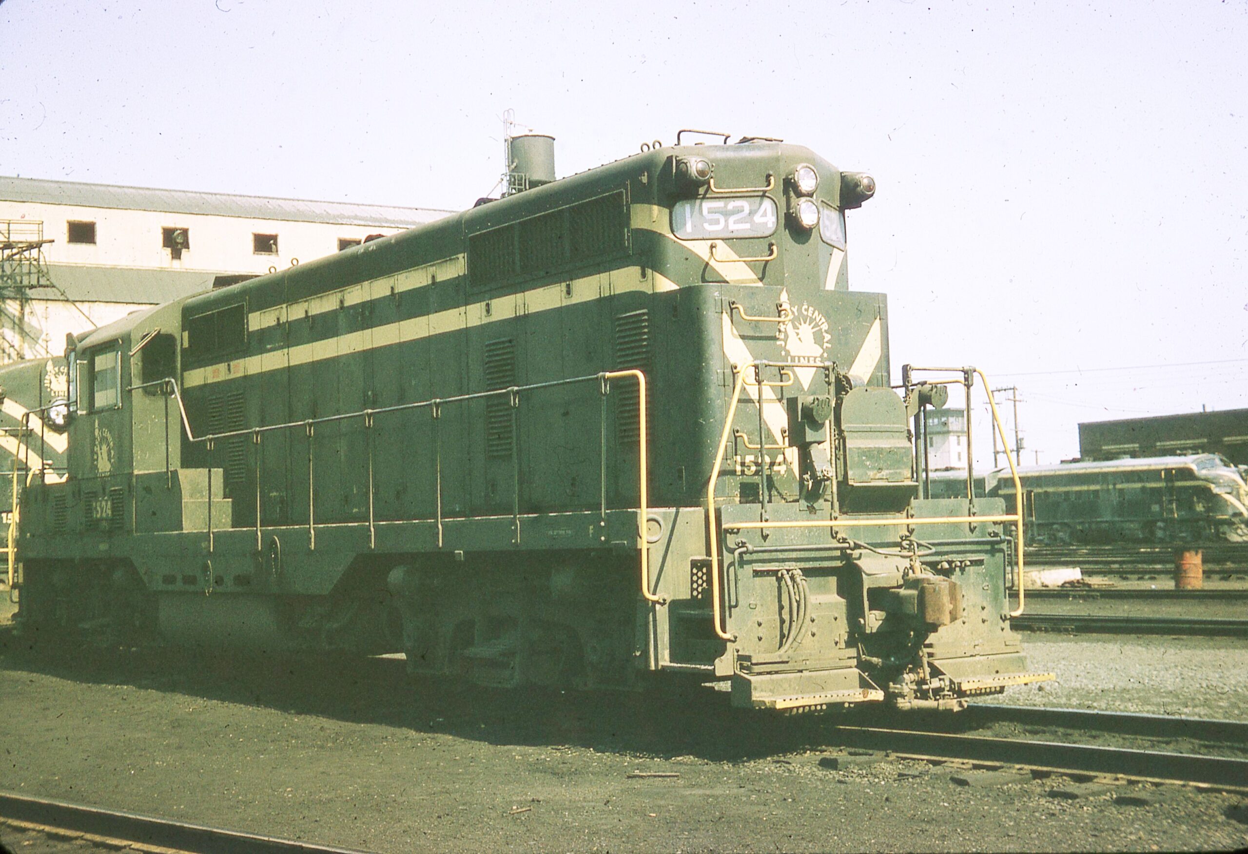 Central Railroad of New Jersey | Jersey City, NJ | Communipaw Engine Terminal | GP7 1524 | November 1969 | William Rosenberg photo