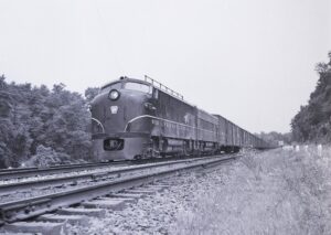 Pennsylvania Railroad | Sunbury, Pennsylvania | F7a 9515 and F7b | August 4, 1956 | John Bowman, Jr. photo