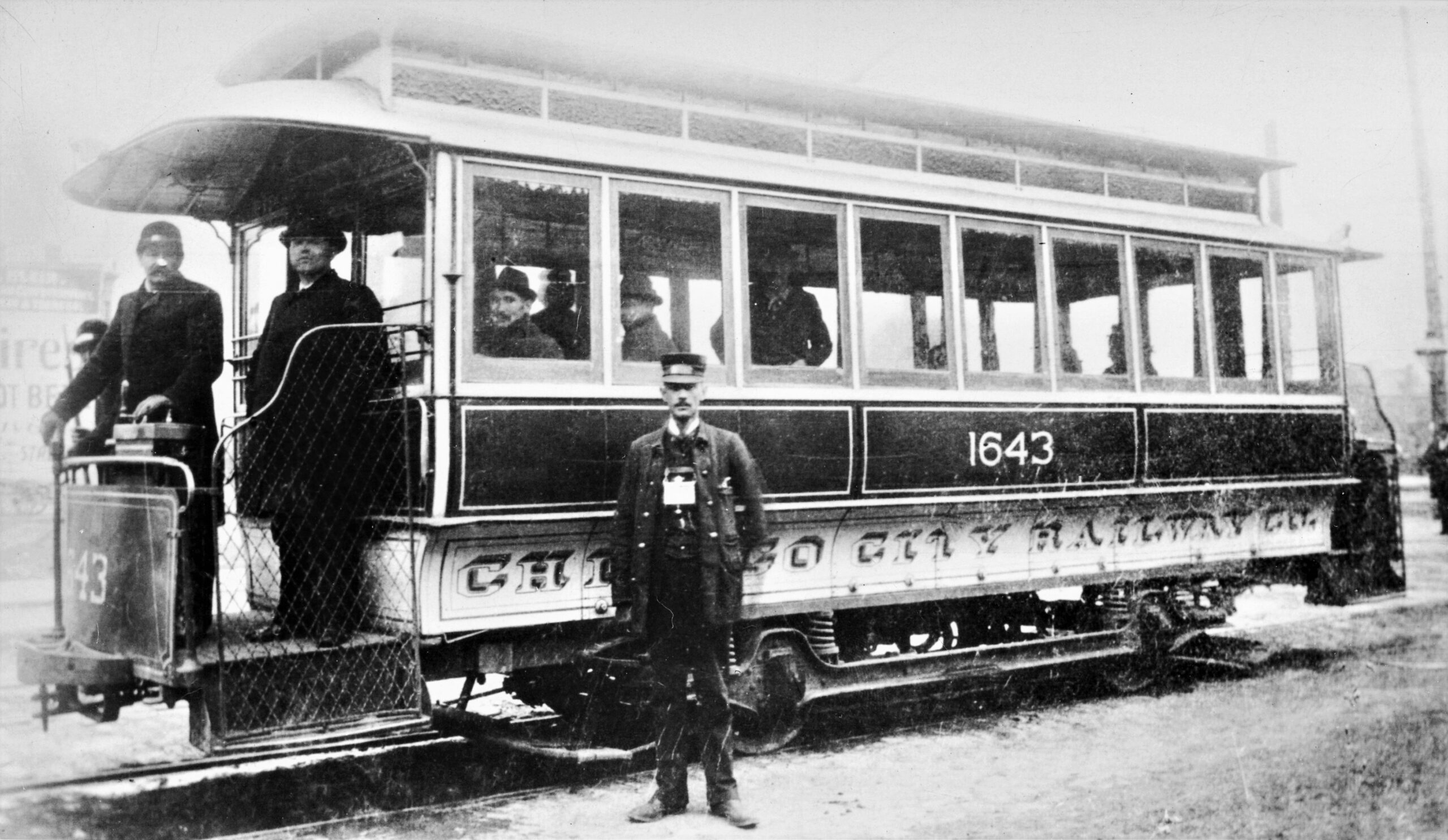 Chicago City Railways | Chicago, Illinois | Car 1643 | with crew |1895 | Ed Frank photo
