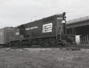 Penn Central | Detroit, Michigan | GP7 5889 | ex PRR GP7 8509 | 1970 | Elmer Kremkow photo