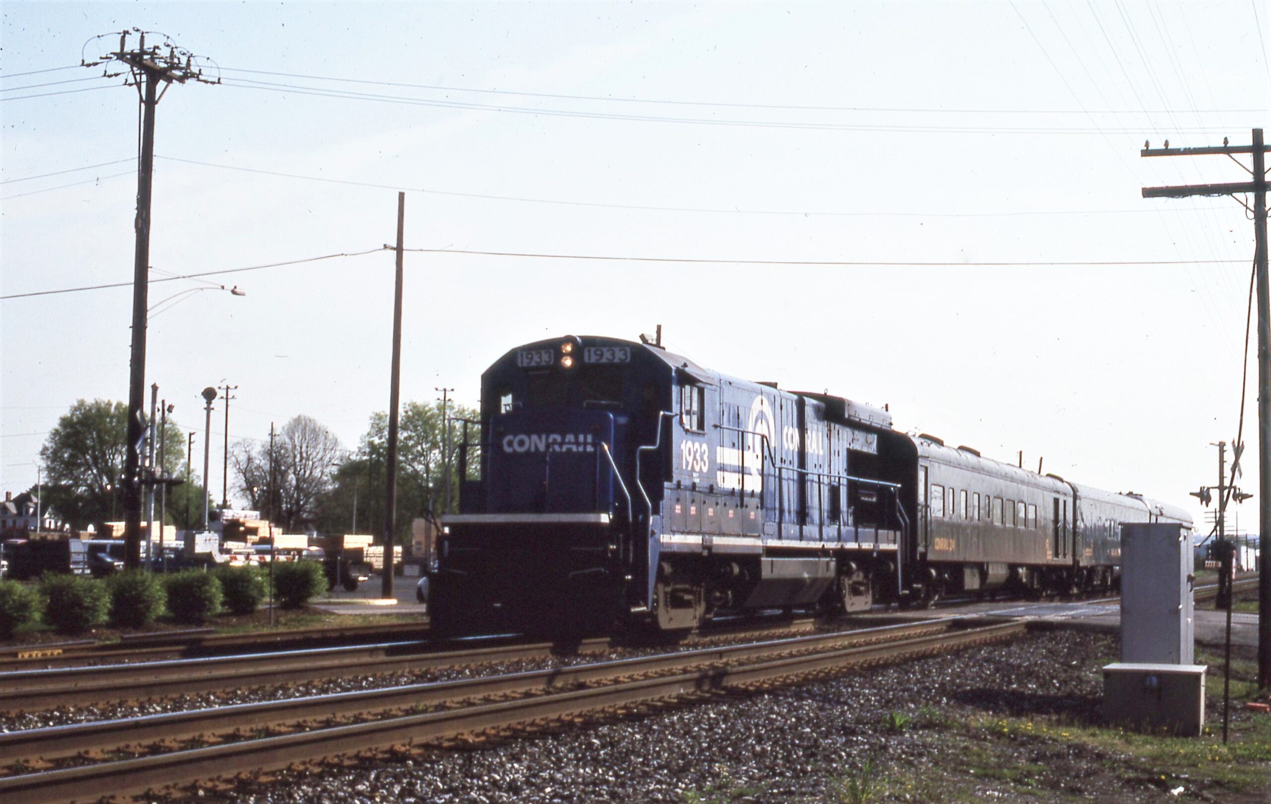 Conrail | Carrollton, Ohio | B23-7 #1933 | Conrail business car train | May 2,1993 | Dick Flock photograph