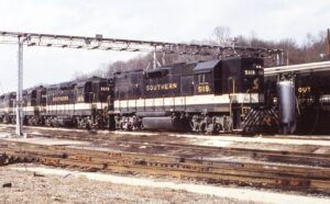 Southern Railway | Asheville, North Carolina | EMD GP38-2 5119 diesel electric locomotive | March 15, 1984 | Dick Flock photograph