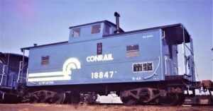 Conrail | Elizabethport, New Jersey | Class N-4A Caboose #18847 | ex-Reading N-4A Caboose #94063 | November 22, 1976