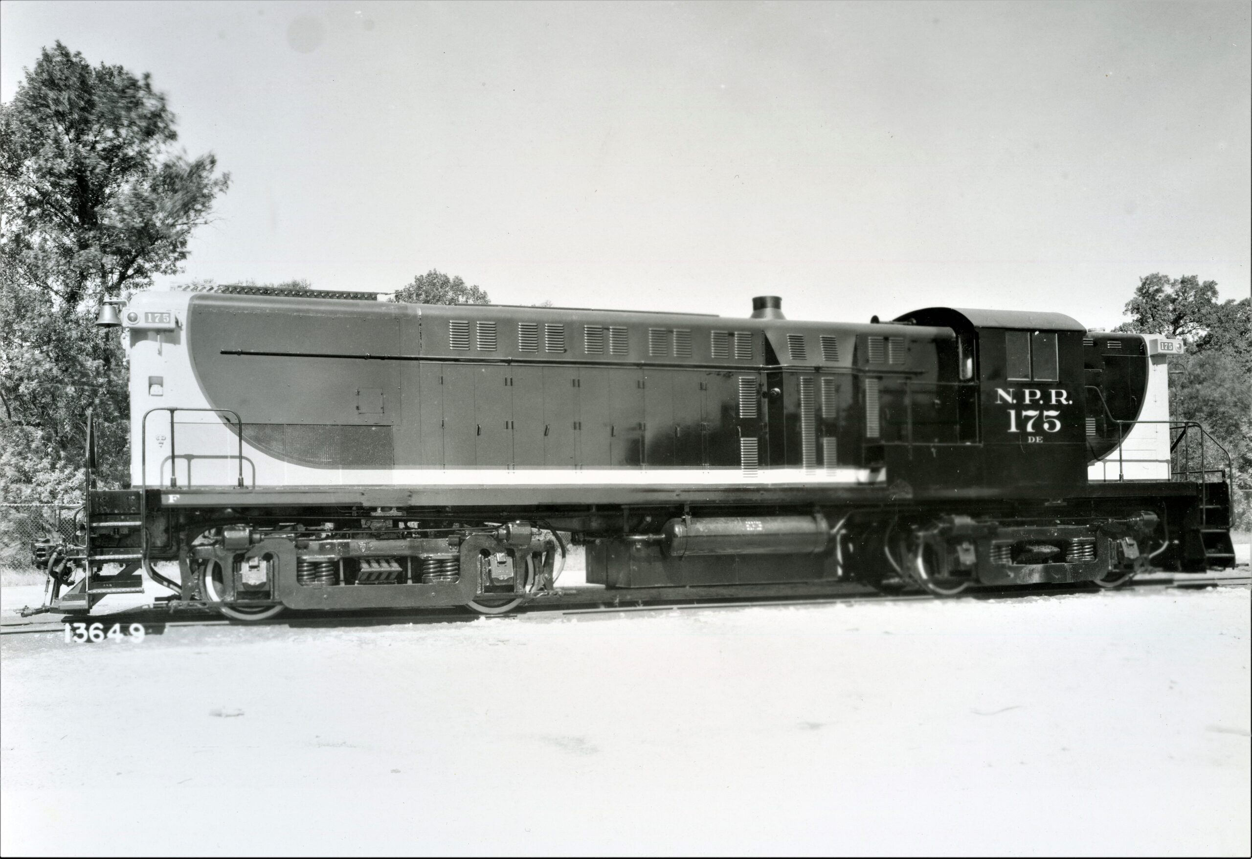 Northern Pacific Railway | Eddystone, Pennsylvania | Class DRS4-4-1500 #175 diesel-electric locomotive | September 22,1948 | Baldwin Locomotive Works