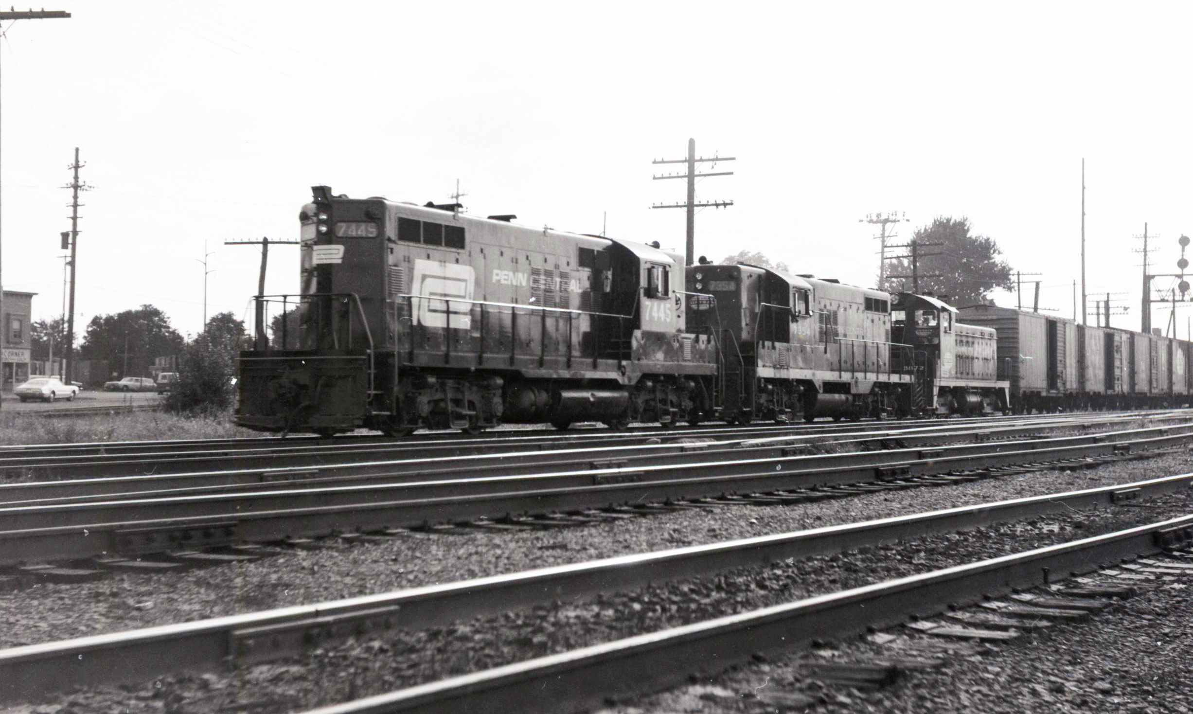 Penn Central Transportation Company | West Detroit, Michigan | GP9 7445, NYC GP7 7354, NYC Roadswitcher | 1968 | Elmer Kremkow photo