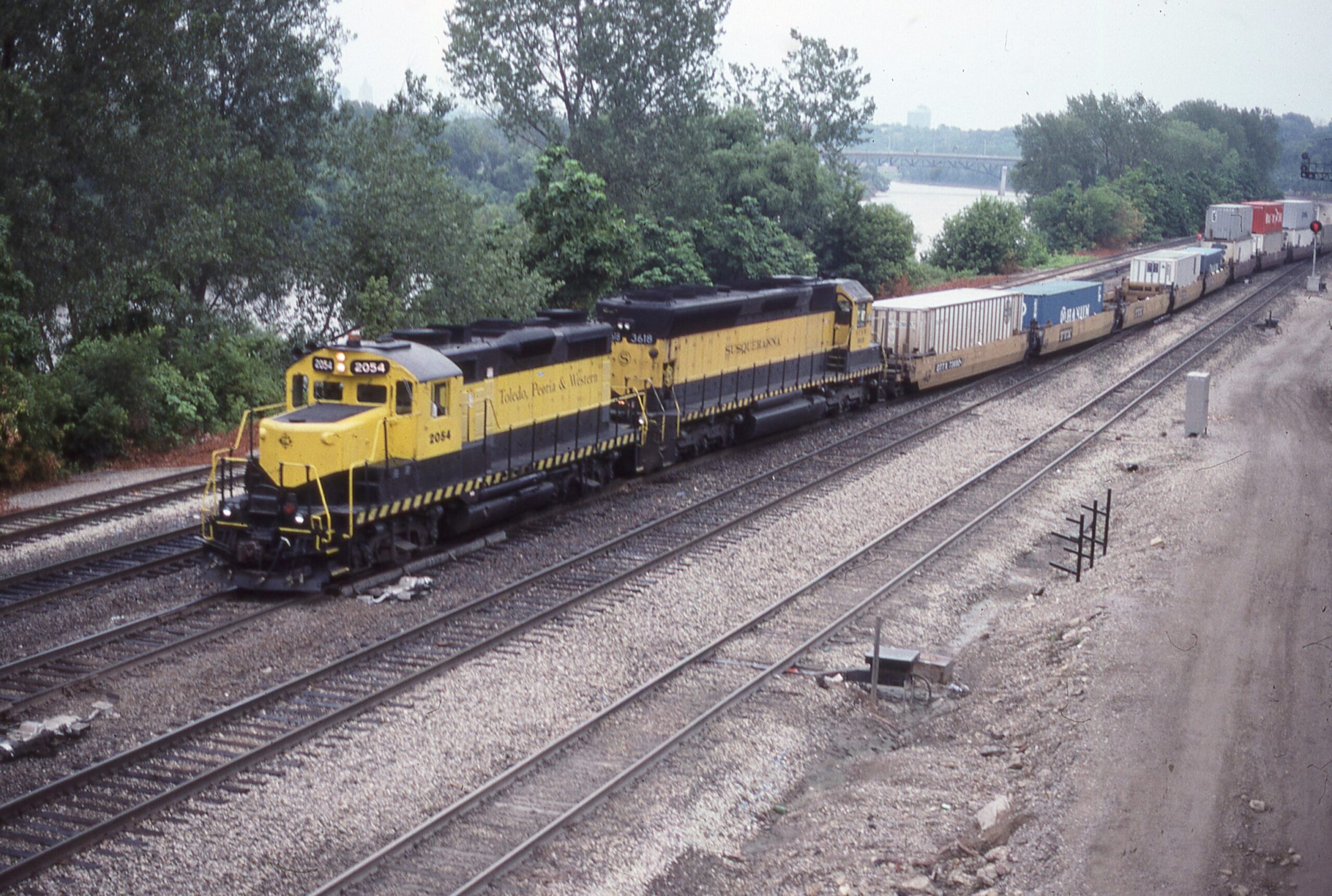 Toledo Peoria & Western | TP&W | Kansas City, Kansas | GP20u #2054 and NYSW SD45 #3618 | July 25,1988 | Dick Flock photograph