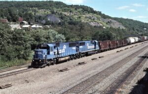 Conrail | South Fork, Pennsylvania | EMD Diesel-electric SD60 #6842 and SD50 #6702 | August 22, 1995 | Dick Flock photograph