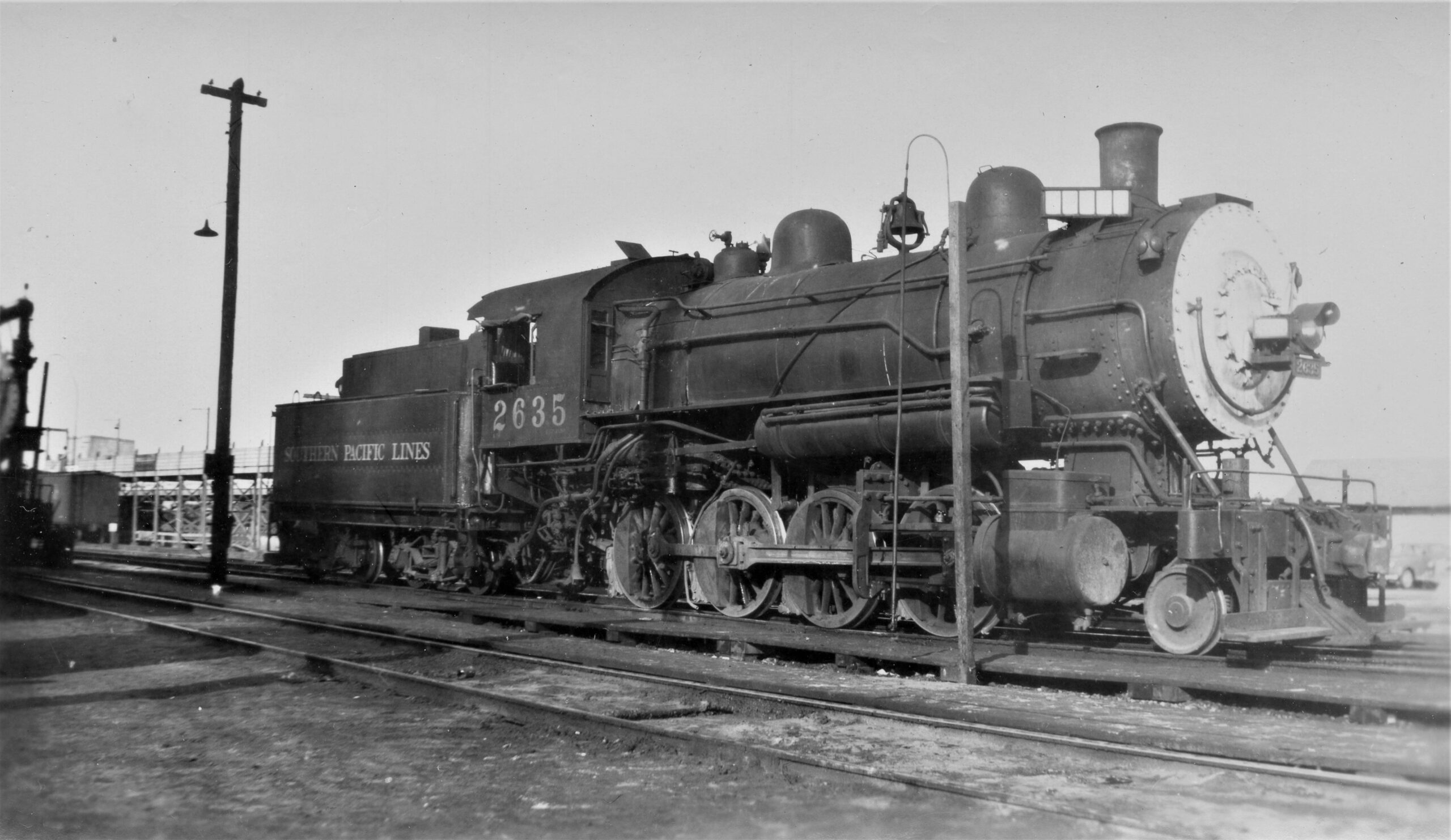 Southern Pacific Lines | Portland, Oregon | Class 2-8-0 #2635 steam locomotive | February 2, 1946 | Arthur B. Johnson Photograph