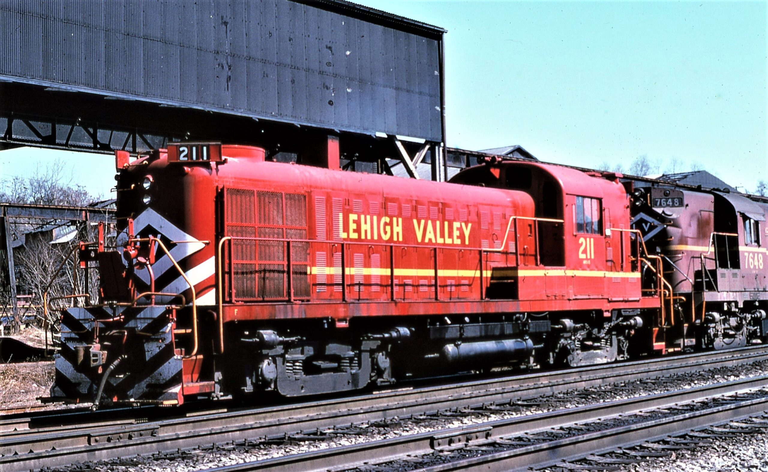 Lehigh Valley | Bethlehem, Pennsylvania | Alco “Hammerhead” RS3 #211 diesel-electric locomotive | March 23, 1975 | Hawk Mountain Chapter, NRHS photo | Richard Prince Collection