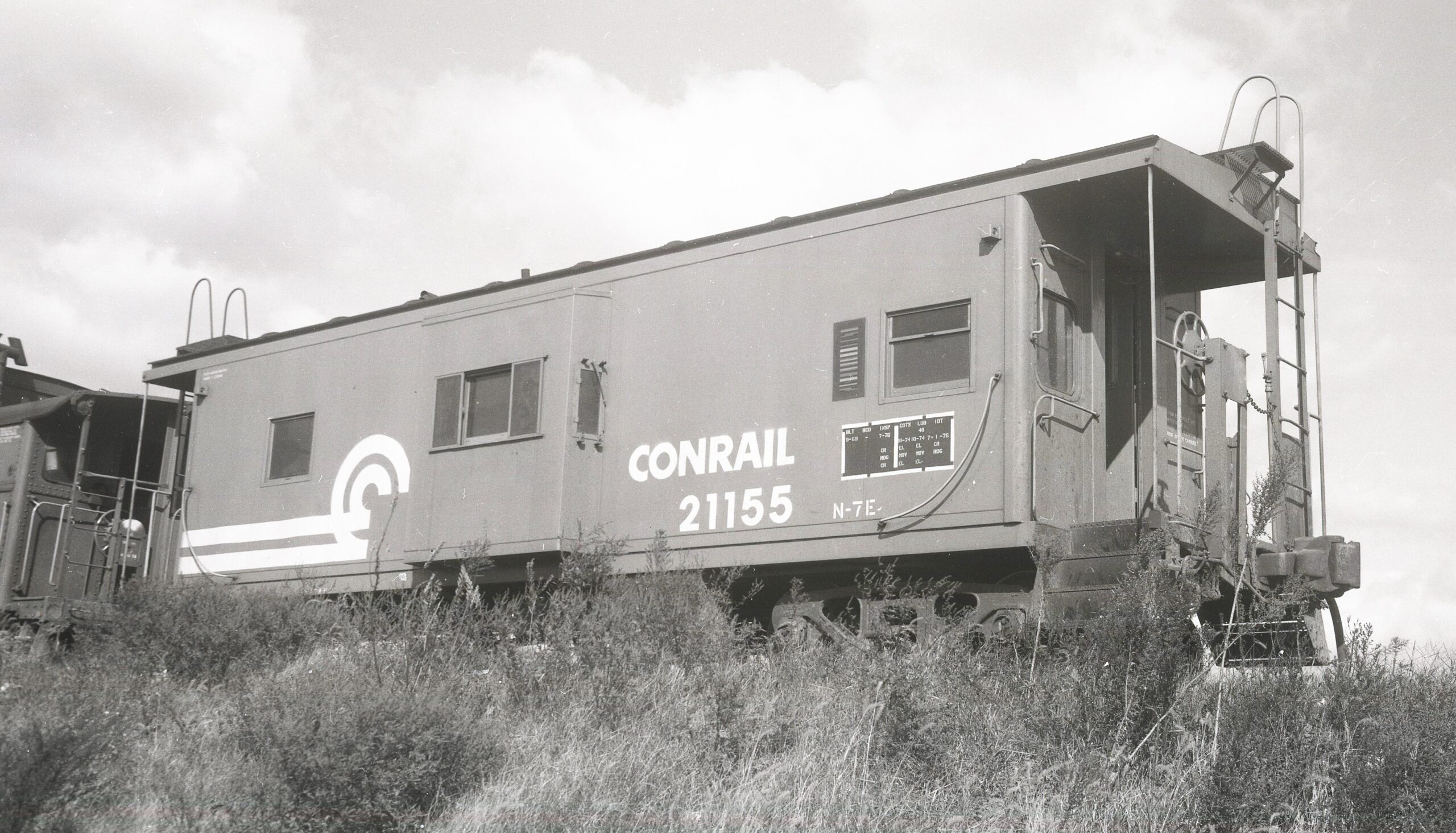 Conrail | Elizabethport, New Jersey | Class N7e caboose #21155 | October 15,1976 | H.B. Olsen photograph