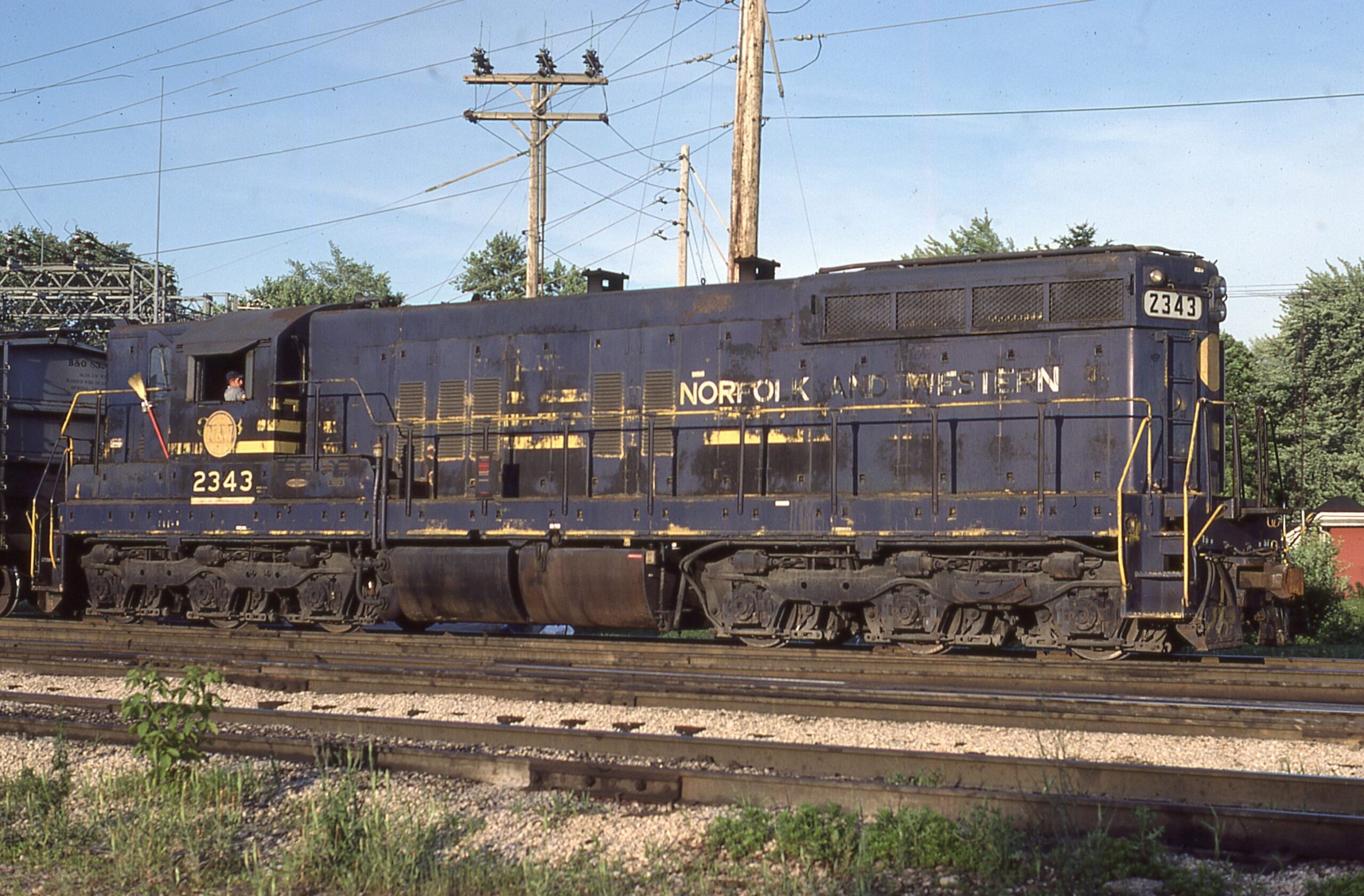 Norfolk and Western Railway | Bellevue, Ohio | EMD Class SD9 #2343 | ex Nickel Plate SD9 #343 | June 13, 1977 | Emery Gulash photograph