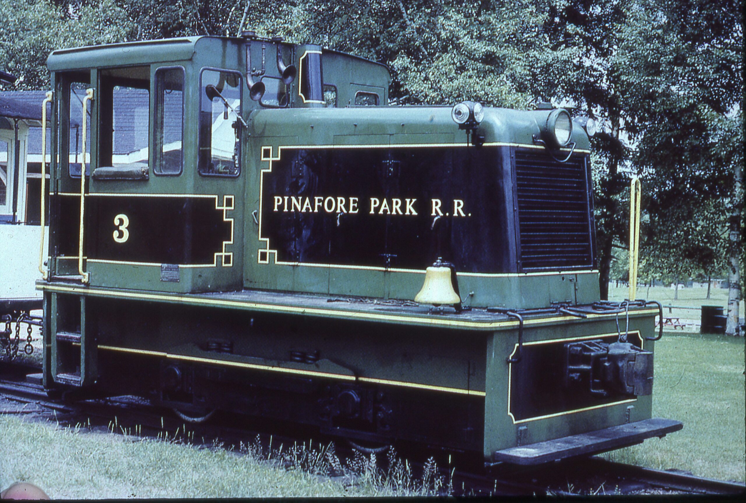 Pinafore Park Railroad | ex – Boweter and Newfoundland | GE 25-ton #3 diesel-electric narrow-gauge locomotive | July 9, 1993 | Elmer Kremkow photograph