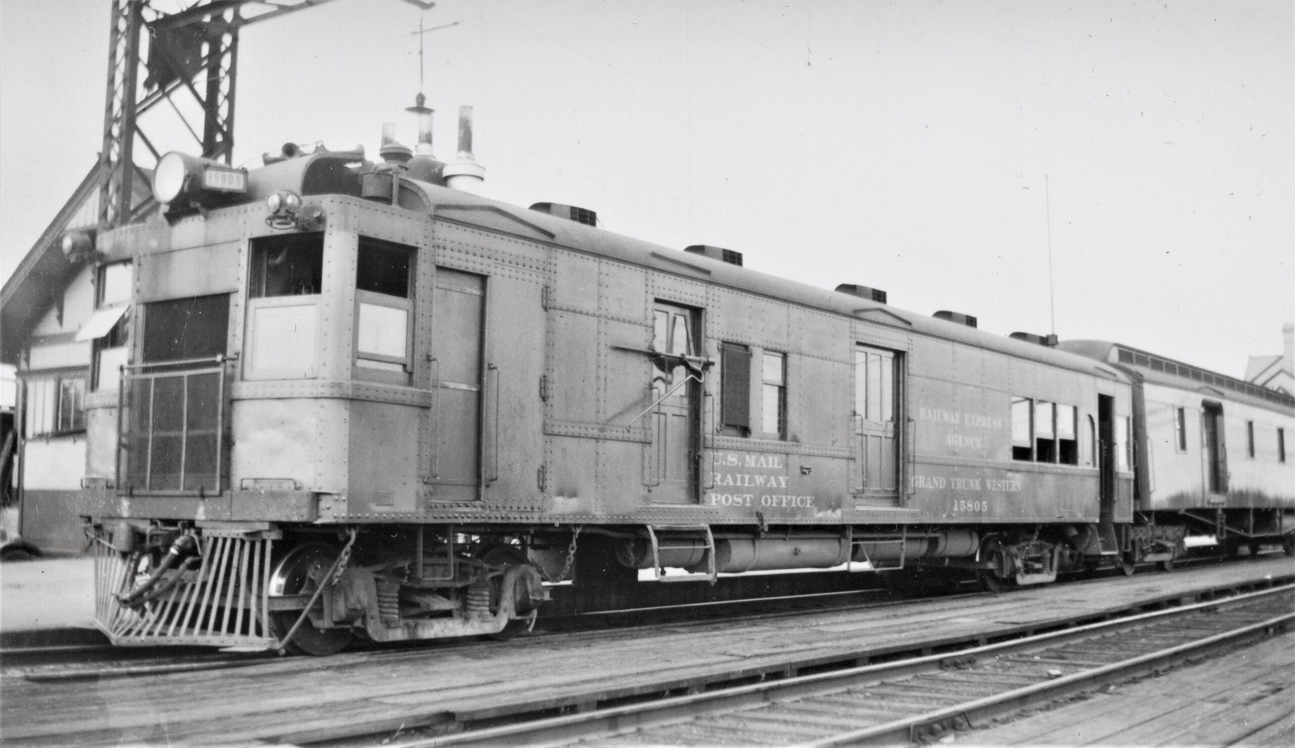 Grand Trunk Western | Huron, Michigan | Gas-electric US Mail Railway Post Office Car #15805 | 1935 | Elmer Kremkow Collection