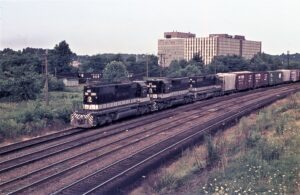 Southern Railway | on RF&P | Alexandria, Virginia | EMD High-hood SD40 #3201 and #3240 + 1 diesel-electric locomotives | Freight train | July 1976 | Larry Steingarten photograph