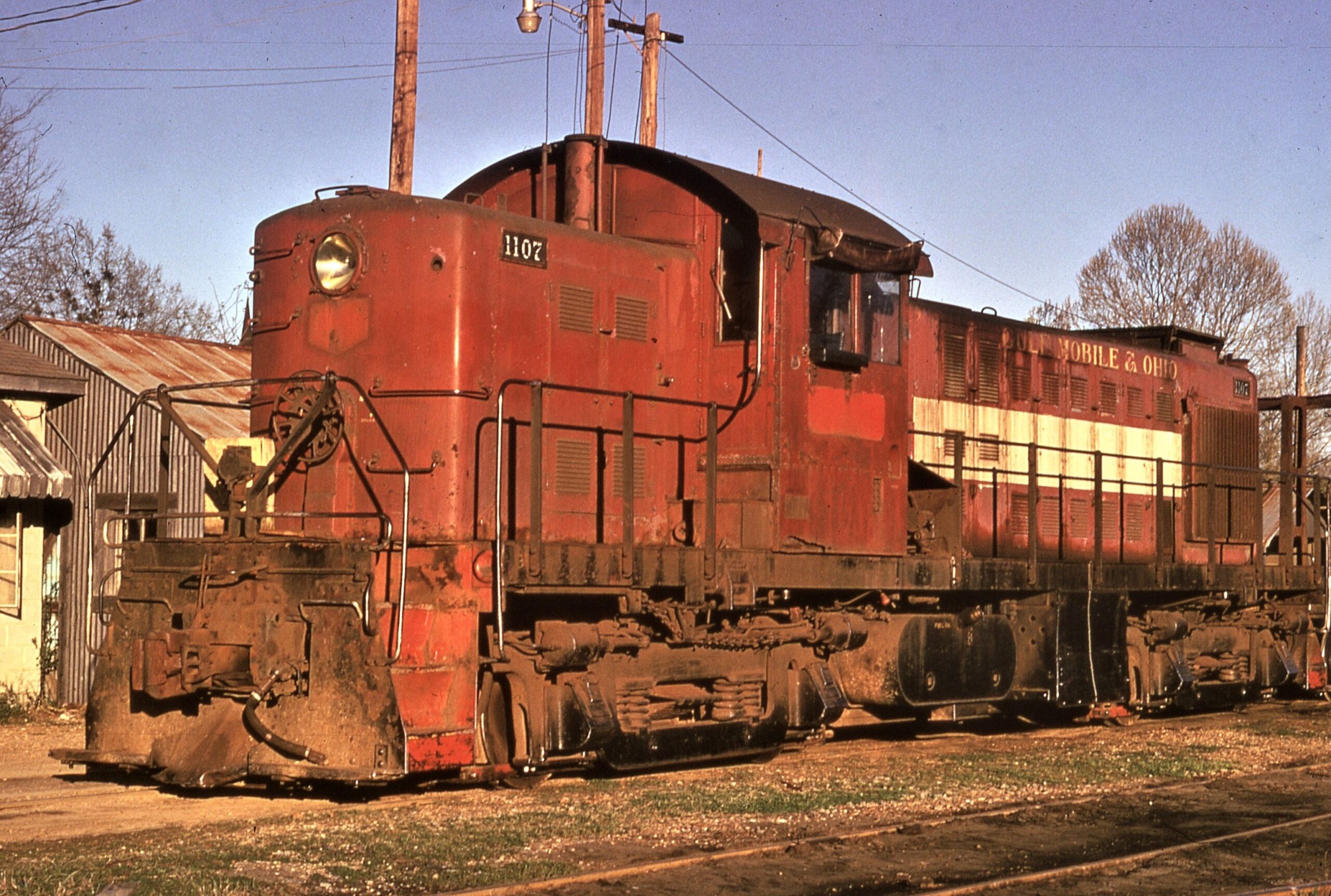 Louisiana Midland | Vena, Louisiana | Class RS1 #1107 diesel-electric locomotive | ex-gulf, Mobile & Ohio #351 | oarch 1975 | R.R. Wallin photograph | Elmer Kremkow collectipn