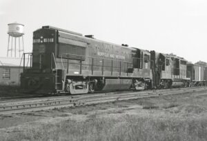 Norfolk and Western | Bellevue, Ohio | GE U28B #1901 and EMD GP35 #225 diesel-electric locomotives | Freight train | 1966 | Elmer Kremkow photograph