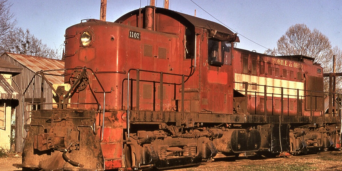 Louisiana Midland | Vena, Louisiana | Class RS1 #1107 diesel-electric locomotive | ex-gulf, Mobile & Ohio #351 | oarch 1975 | R.R. Wallin photograph | Elmer Kremkow collectipn