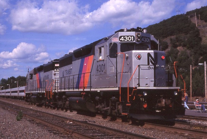 New Jersey Transit | Port Jervis, New York | EMD Class GP40-2 #4301 +1 diesel electric locomotive | September 2, 1996