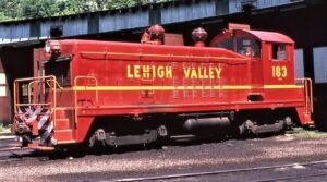 Lehigh Valley | Bethlehem, Pennsylvania | EMD NW2 #183 diesel-electric locomotive | 1975 | Richard Wallin photo | Morning Sun Books Collection
