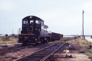 Penn Central Transportation Company | Saint Charles, Virginia | EMD SW1 #8522 diesel-electric locomotive | Chesapeake Bay Car float facility | August 1976 | William Barr photograph