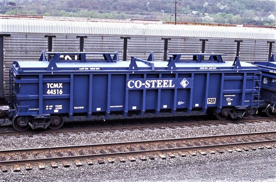 Co-Steel TCMX | Conway, Pennsylvania | Covered Gondola Car #TCMX44516 | April 21, 2002 | Dick Flock photograph