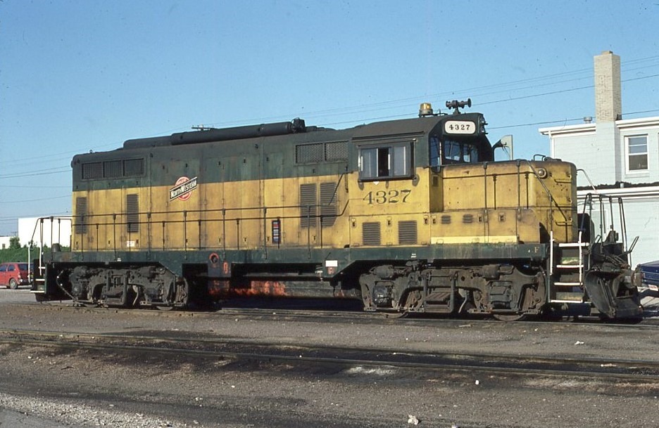 Chicago and Northwestern | Butler, Pennsylvania | EMD GP7R #4327 diesel-electric locomotive | June 8, 1982 | Dave Hamley photograph