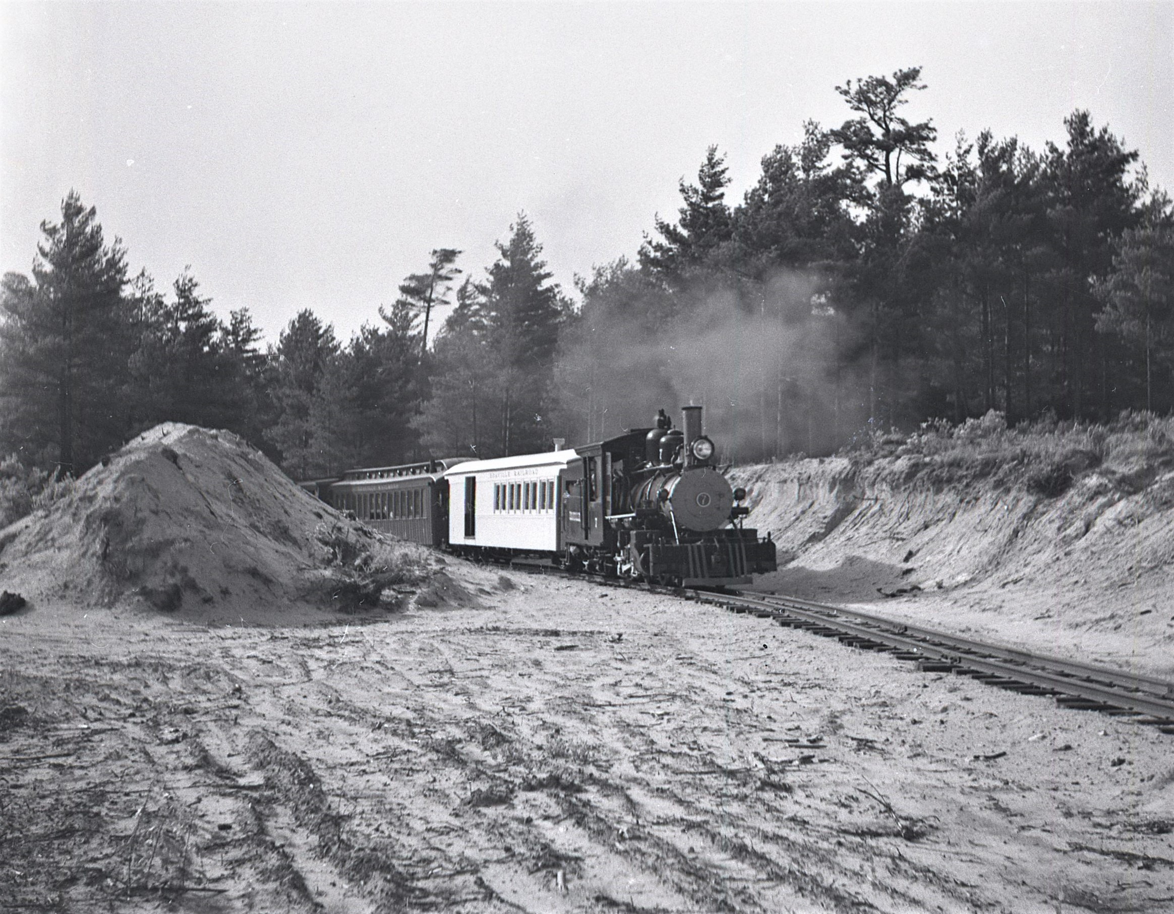 Edaville Railroad | South Carver, Massachusetts | Class 2-4-4T 2-foot gauge steam locomotive | Passenger Train | June 1950 | Fielding Lew Bowman photograph