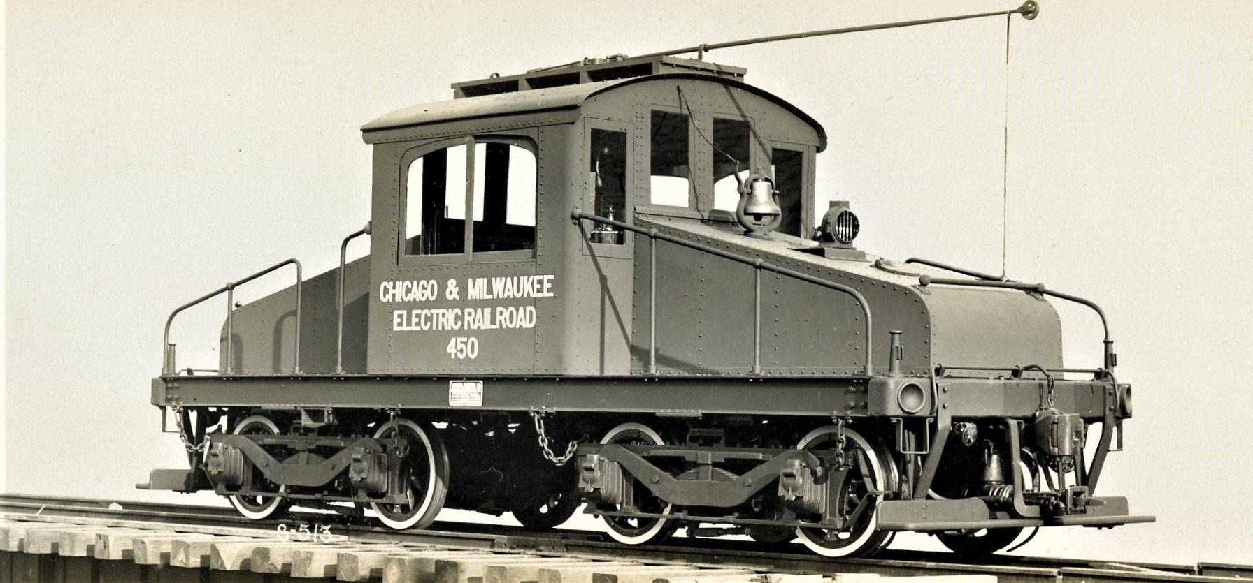 Chicago and Milwaukee Electric Railway | Schenectady, New York | Class 404-E73 #450 Steeple Cab Freight Motor | 1910 | Alco – GE photograph | NJCNRHS Collection