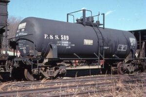 Pittsburgh and Shawmut Railroad | Brookville, Pennsylvania | Tank car #S89 | February 24, 1986 | Dick Flock photograph