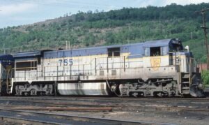 Delaware and Hudson Railway | Binghamton, New York| Class GE U33C #755 diesel-electric locomotive | May 29,1982 | David Hamley photograph |Morning Sun Books collection