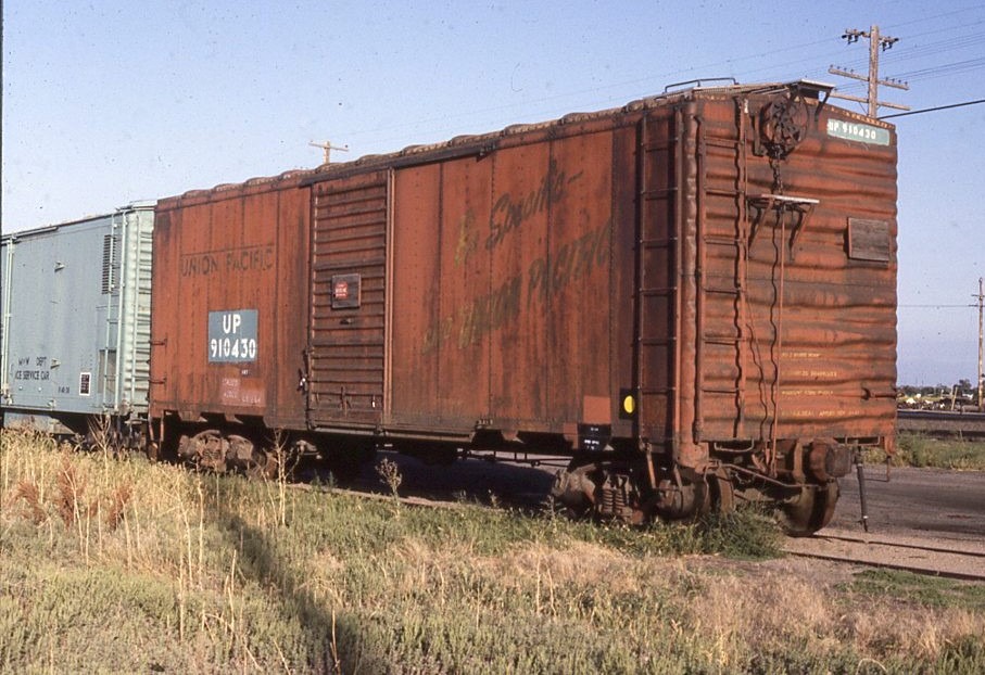 Union Pacific | Grand Island, Nebraska | 40 foot box car #910430 | September 10,1984 | Dick Flock photograph