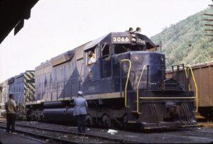Central Railroad of New Jersey | Jim Thorpe, Pennsylvania | EMD SD40 #3066 + SD35 diesel-electric locomotives | September 18, 1968 | Jack DeRosset photograph