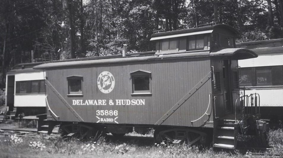 Delaware and Hudson Railway | Whippany, New Jersey | Wood framed Caboose #35886 | Whippany Rail Museum display June 29, 1989