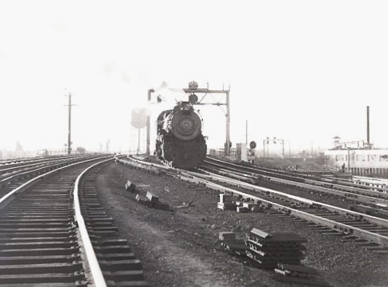 Long Island Railroad | Jamaica (Queens), New York | Class G5 4-6-0 #41 steam locomotive | Winter 1951| Fielding Lew Bowman photograph