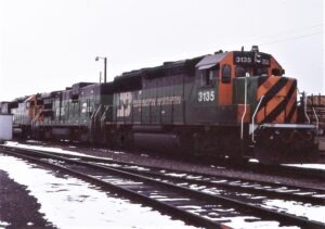 Burlington Northern | Spokane, Washington | EMD GP50 #3135 + GE B30-7AB #4101 diesel-electric locomotives | November 24, 1988 | Dick Flock Photograph