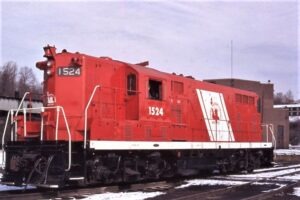 Central Railroad of New Jersey | Bethlehem, Pennsylvania | EMD GP7 #1524 diesel-electric locomotive | Red Baron color scheme | February 1972 | Dave Augsburger photograph
