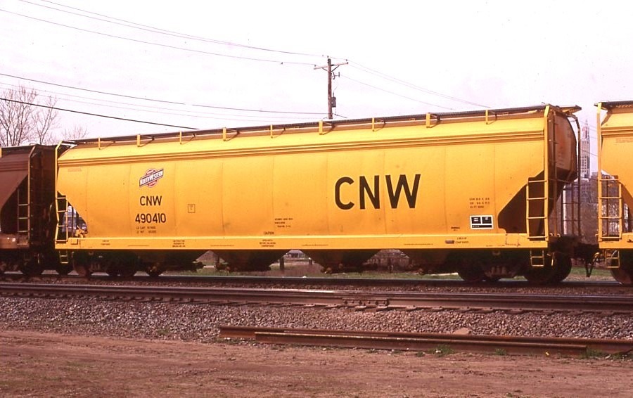 Chicago and North Western | Saint Paul, Minnesota | Yellow covered hopper #490410 | May 7,1995 | Dick Flock photograph