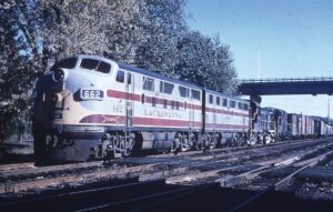 Delaware Lackawanna and Western | Portland, Pennsylvania | EMD F3a #662 + F3b + RS3+ GP7 diesel-electric locomotives | October 12, 1958 | Hawk Mtn | Richard Prince Coll.