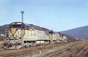 Delaware and Hudson Railway | on Lehigh Valley RR | Lehighton, Pennsylvania | GE U30C #707 + U33C #754 diesel electric locomotives | August 23, 1973 | Dave Augsburger photograph | Charles Anderson collection