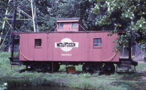 Morris County Central Railroad | Whippany, New jersey | Wood sided caboose #981590 | July 1972 | Jack de Rosset photograph | Morning Sun Books collection