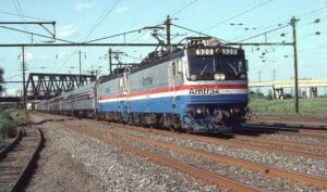 Amtrak | Newark, New Jersey | EMD AEM7 #920 + 1 electric motors | Train 40 Broadway Limited | August 1985 | Frank Etzel photograph / collection