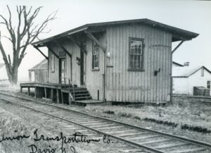 Union Transportation Company | Davis, New Jersey | Freight house | 1950 | R.L. Long photograph | West Jersey Chapter, NRHS Collection