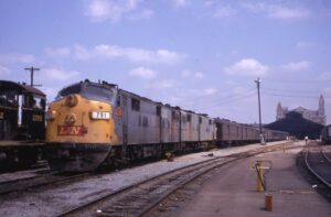 Louisville and Nashville Railroad | Louisville, Kentucky | EMD E7a #791 + 3 diesel-electric locomotives | Train 9: Pan-American passenger train | Juily 3, 1969 | Al Holtz photograph / collection