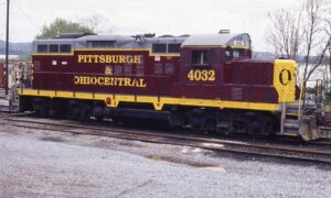 Pittsburgh and Ohio Central Railroad | McKee’s Rocks, Pennsylvania | EMD GP9m #4032 diesel-electric locomotive | April 21, 2002 | Dick Flock photograph / collection