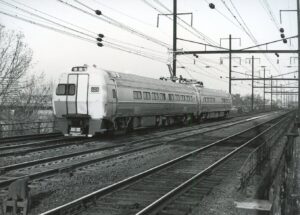 Penn Central Transportation Company | Morrisville, Pennsylvania | GE-Budd Metroliner #880 | Test Run crossing Delaware River Bridge | November 1968 | Will Coxey photograph / collection
