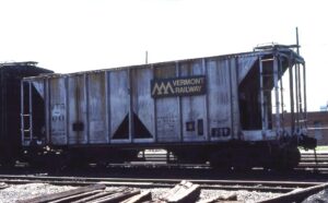 Vermont Railway | Burlington, Vermont | Two bay hopper car #60 | June 21, 1988 | Richard A. Dunbar photograph | Stephen Timko collection