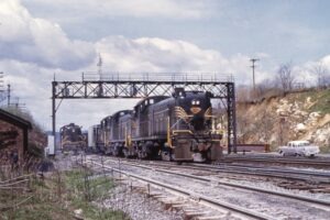 Lehigh and Hudson River Railway | Bethlehem, Pennsylvania | Alco RS3 #5 and #11 diesel-electric locomotives | Signal Bridge | eastbound freight | May 1961 | Dave Augsburger photograph | Charles Anderson collection