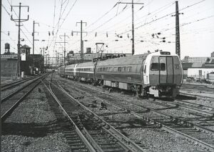 Amtrak | Philadelphia, Pennsylvania | GE / Budd Metroliner #889 | Train 105 | May 1977 | Will Coxey photograph / collection