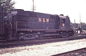 Norfolk and Western Railway | Bellevue, Ohio | Alco RS36 #2874 diesel-electric locomotive | August 31, 1974 | Emery Gulash photograph | Stephen Timko collection